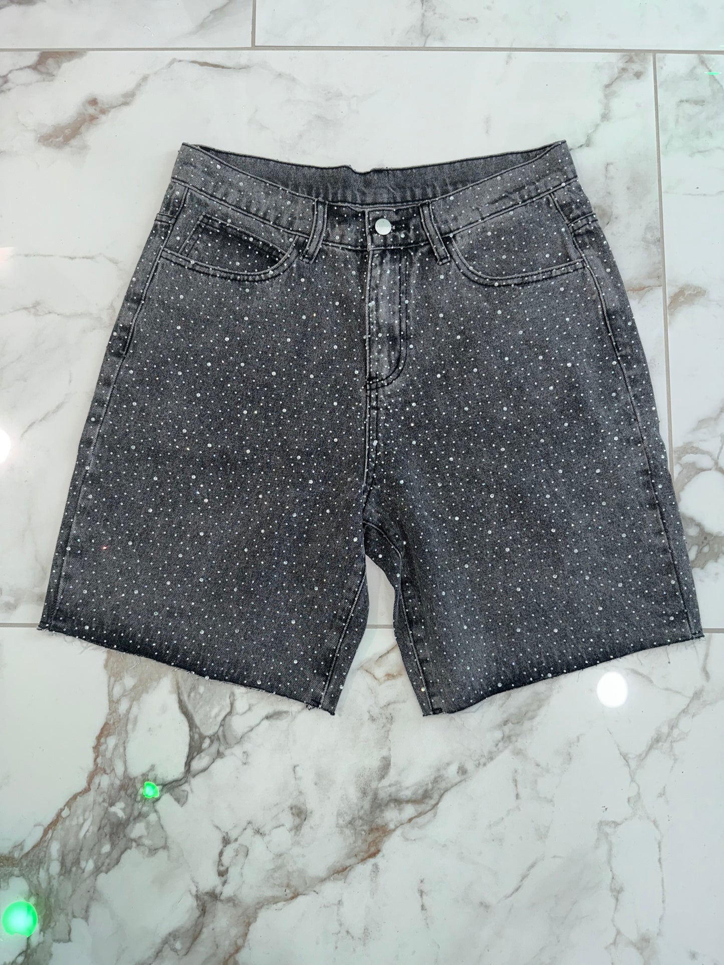 Baggy Shorts w/Diamonds ( Ash Black )